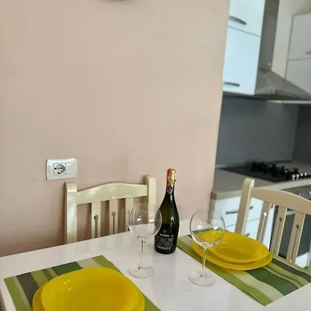 Urban Oasis Apartman *